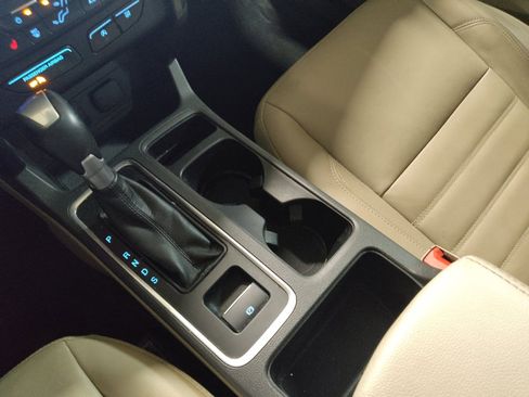 Used 2017 Ford Escape Titanium FWD image 26