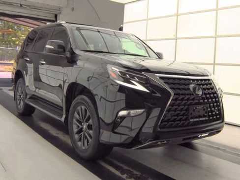 Used 2020 Lexus GX 460 Premium w/ Premium Package AWD/4WD image 3