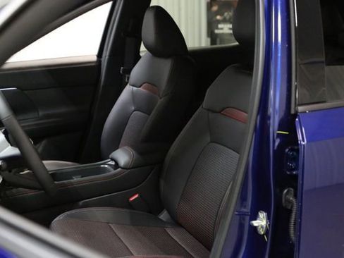 New 2026 Nissan Kicks SR w/ Cold Weather Package image 9