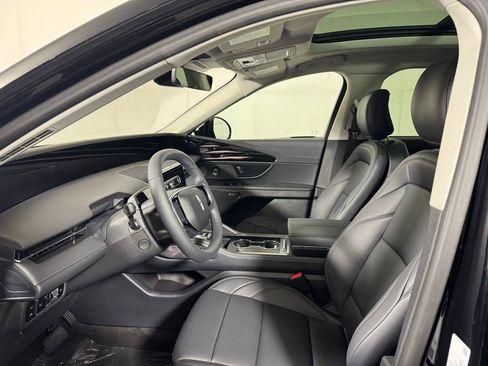 New 2026 Lincoln Nautilus Premier w/ Equipment Group 102A image 20