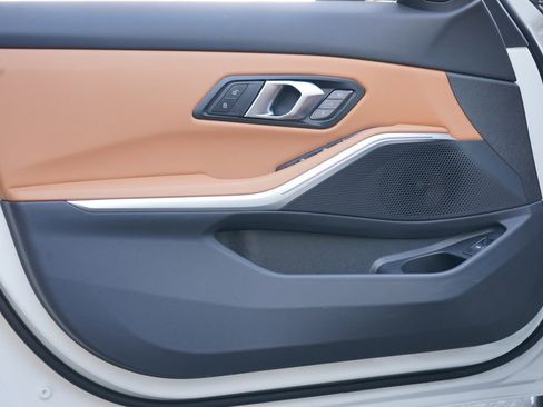 New 2026 BMW 330i Sedan w/ Convenience Package image 9