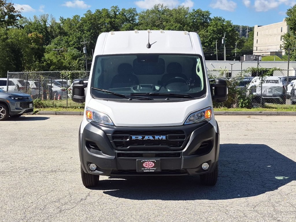 Used 2025 RAM ProMaster 2500 w/ Convenience Group FWD image 10