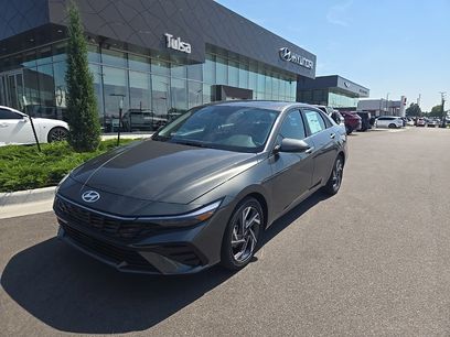 New 2025 Hyundai Elantra Limited