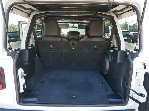 Used 2021 Jeep Wrangler Unlimited Rubicon AWD/4WD image 18