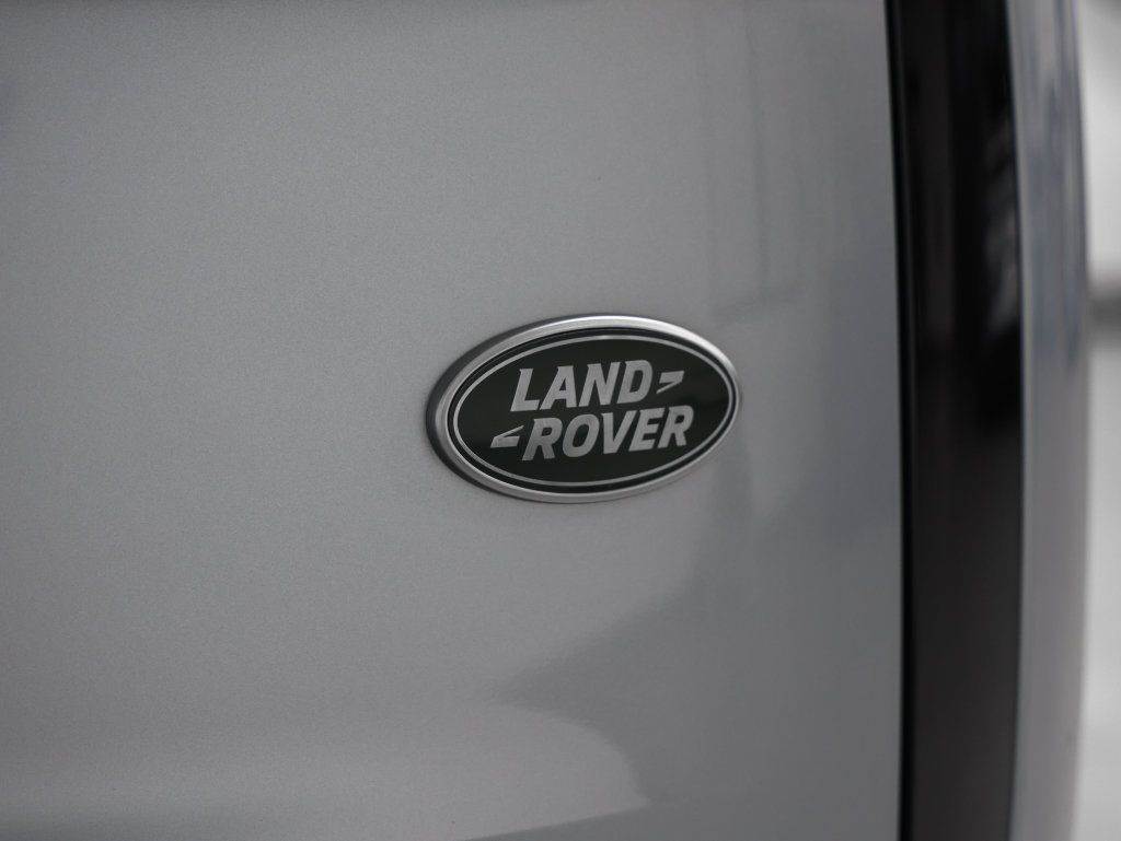 Used 2023 Land Rover Range Rover SE AWD/4WD image 26