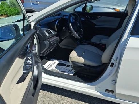 Used 2017 Subaru Impreza 2.0i Limited w/ Moonroof/BSD & Rcta/Eyesight AWD/4WD image 14