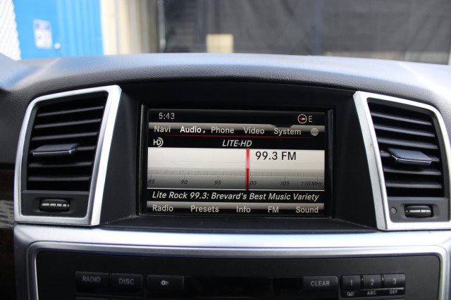Used 2014 Mercedes-Benz ML 350 BlueTEC 4MATIC w/ Premium 1 Package image 27