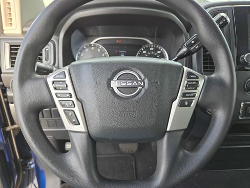 Used 2023 Nissan Titan SV image 26