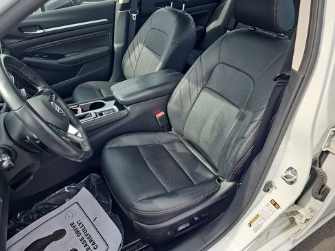 Used 2023 Nissan Altima 2.5 SR w/ SR Premium Package AWD/4WD image 20