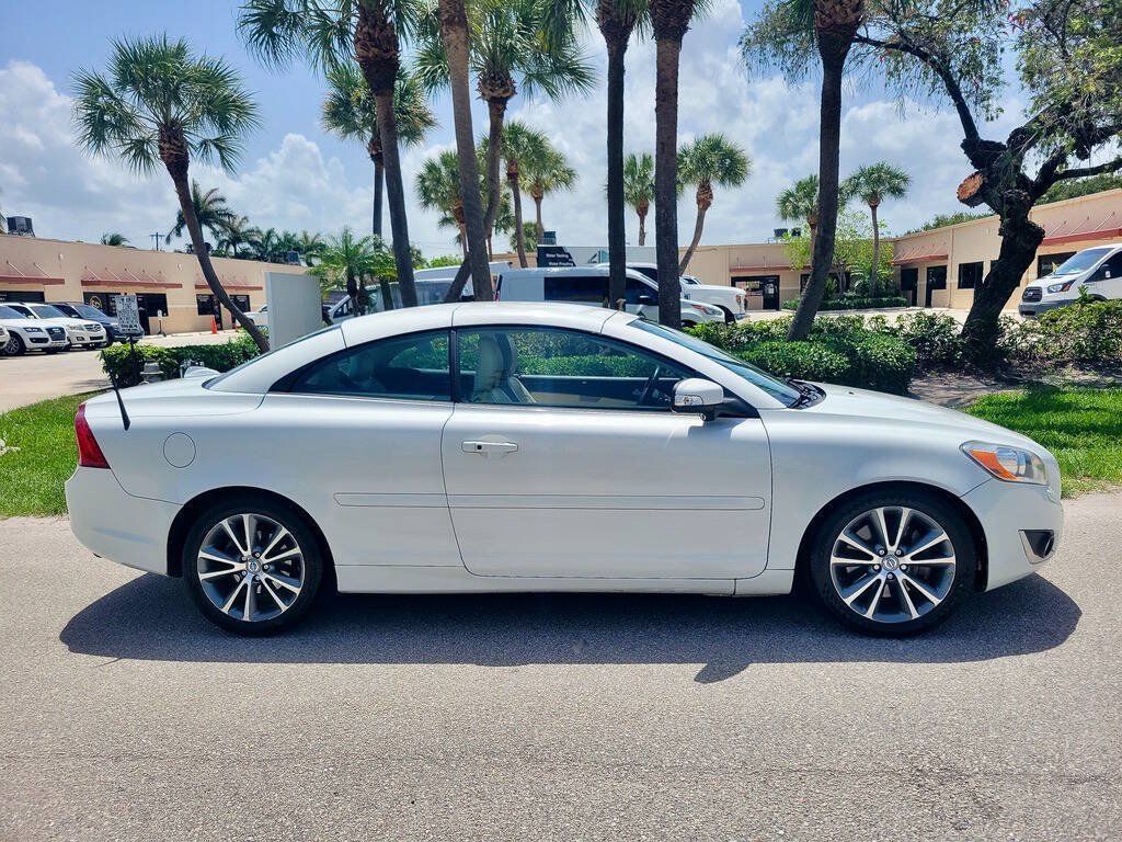 Used 2013 Volvo C70 T5 FWD image 8