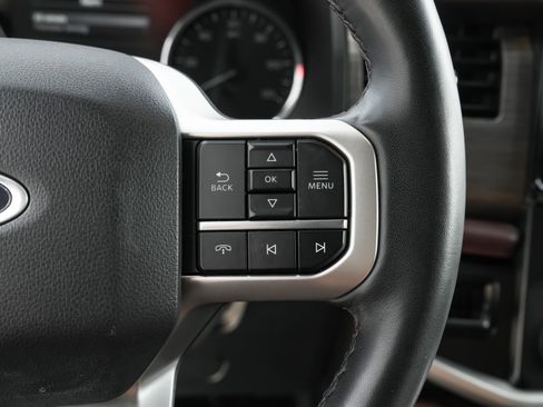 Used 2024 Ford Expedition Max Limited image 19