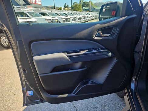 Used 2017 Chevrolet Colorado Z71 RWD image 20