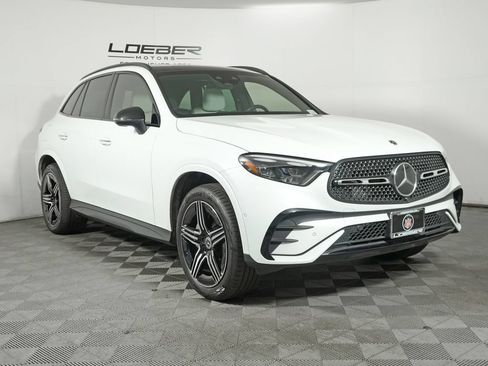 Used 2025 Mercedes-Benz GLC 350e 4MATIC image 7