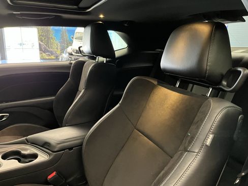 Certified 2023 Dodge Challenger R/T w/ Plus Package image 17