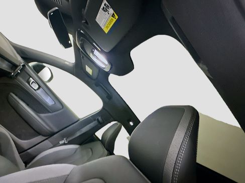 Used 2023 Volvo C40 Recharge Core w/ Protection Package Premier AWD/4WD image 27
