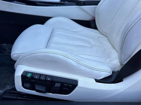 Used 2013 BMW M6 Convertible RWD image 14