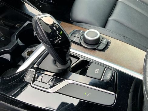 Used 2019 BMW X3 sDrive30i w/ Driving Assistance Package image 16