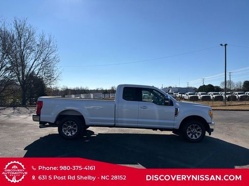 Used 2017 Ford F250 Lariat w/ Chrome Package image 6