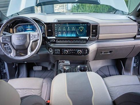 Used 2024 Chevrolet Silverado 1500 ZR2 w/ Technology Package image 36