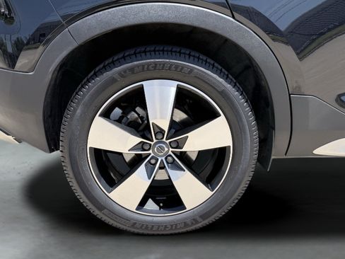 Used 2021 Volvo XC40 T5 Inscription w/ Climate Package AWD/4WD image 9