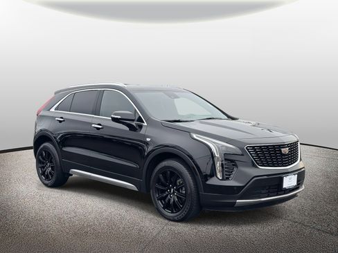 Used 2022 Cadillac XT4 Premium Luxury w/ Safety Alert Package image 26