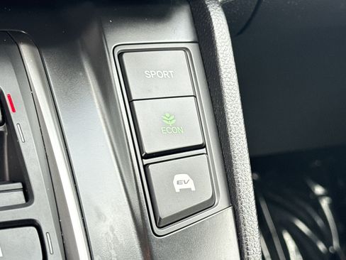 Certified 2021 Honda CR-V Touring image 33