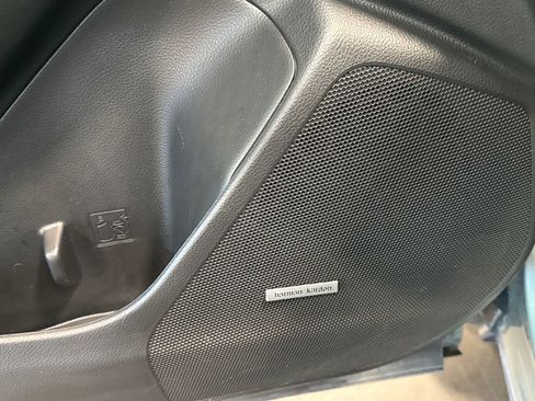 Used 2018 Subaru Forester 2.5i Touring w/ Popular Package #3B AWD/4WD image 8