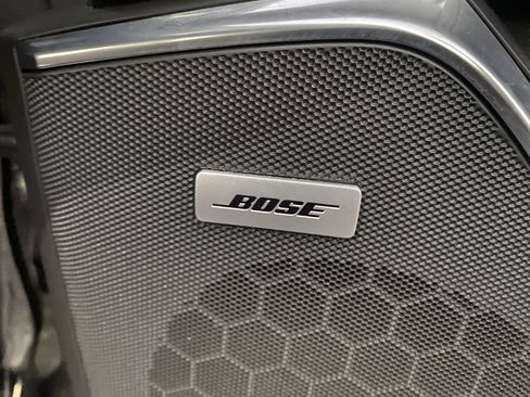 Used 2018 Cadillac Escalade Premium Luxury image 26