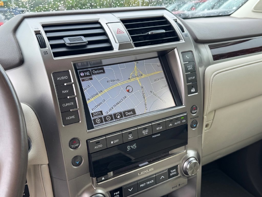 Used 2019 Lexus GX 460 Premium w/ Premium Package AWD/4WD image 25