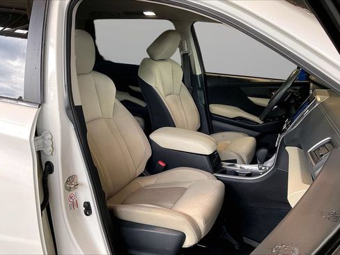 Used 2020 Subaru Ascent Premium w/ Convenience Package AWD/4WD image 22