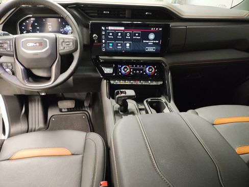Used 2025 GMC Sierra 1500 AT4 AWD/4WD image 29