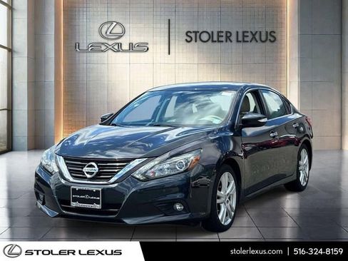 Used 2017 Nissan Altima 3.5 SL FWD image 3