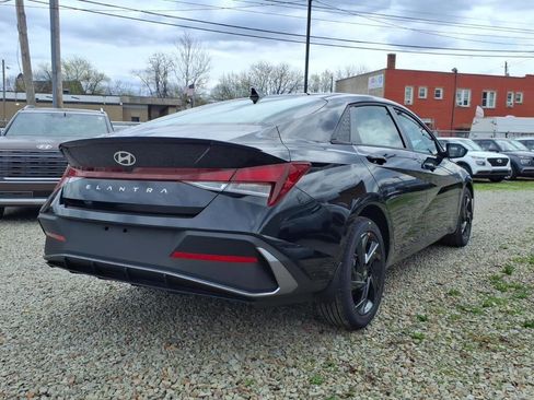 New 2026 Hyundai Elantra Sport FWD image 4