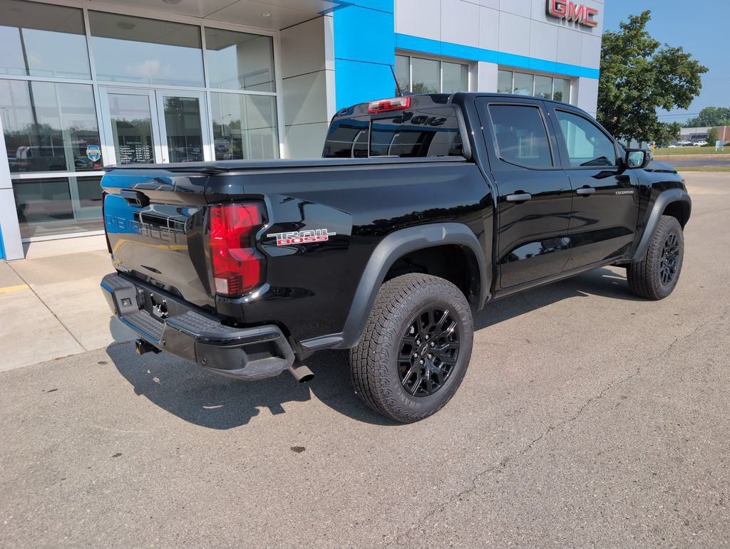 Used 2026 Chevrolet Colorado Trail Boss AWD/4WD image 8