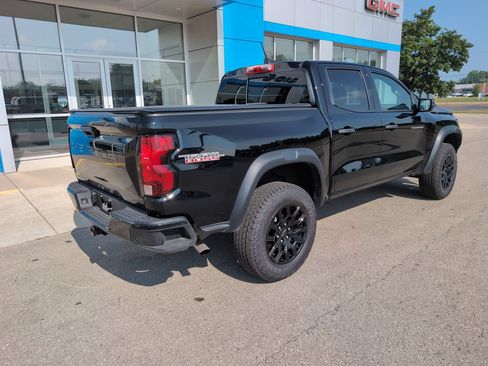 Used 2026 Chevrolet Colorado Trail Boss AWD/4WD image 8