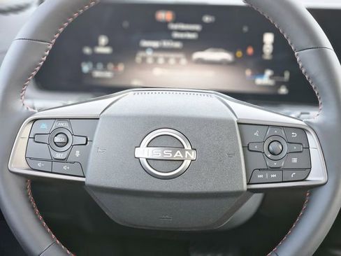 New 2026 Nissan Sentra SR w/ SR Premium Package FWD image 15