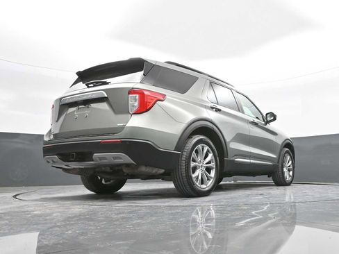 Used 2020 Ford Explorer XLT w/ Equipment Group 202A image 40