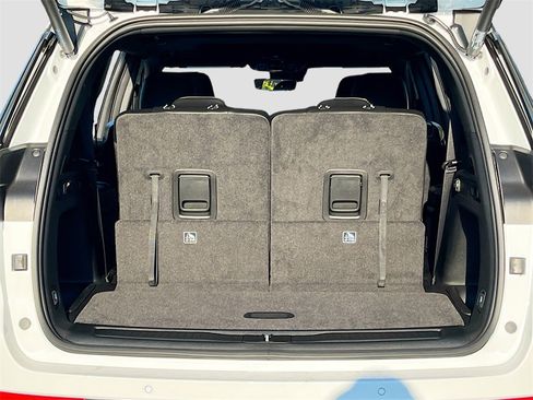 New 2025 Jeep Grand Cherokee L Altitude image 26