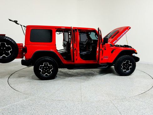Used 2022 Jeep Wrangler Unlimited Rubicon 4xe image 17