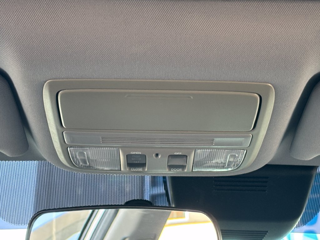 Used 2018 Honda Accord EX image 21