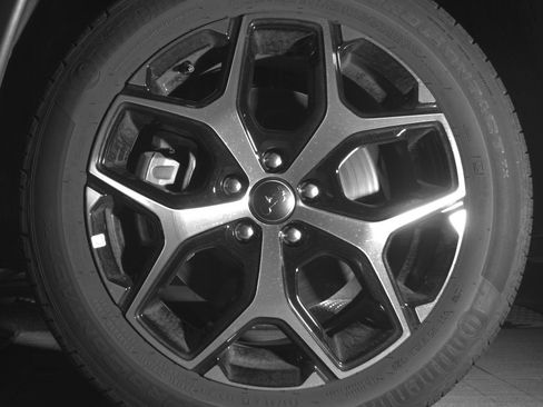 Used 2025 Jeep Compass Limited image 12