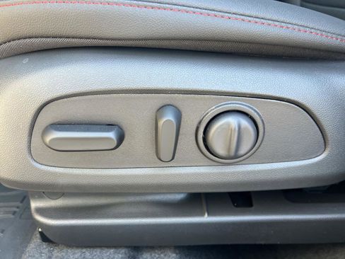 New 2026 Chevrolet Trax RS image 20