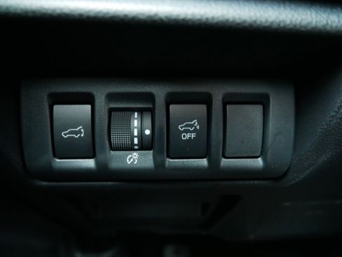 Certified 2025 Subaru Outback Premium image 26