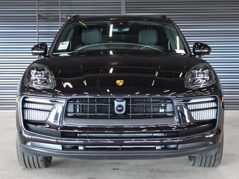 New 2026 Porsche Macan S AWD/4WD image 8