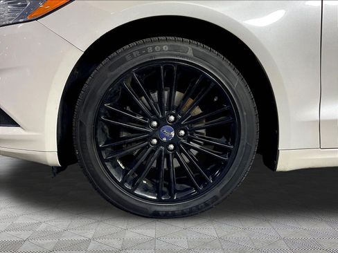 Used 2016 Ford Fusion SE w/ Equipment Group 202A FWD image 33