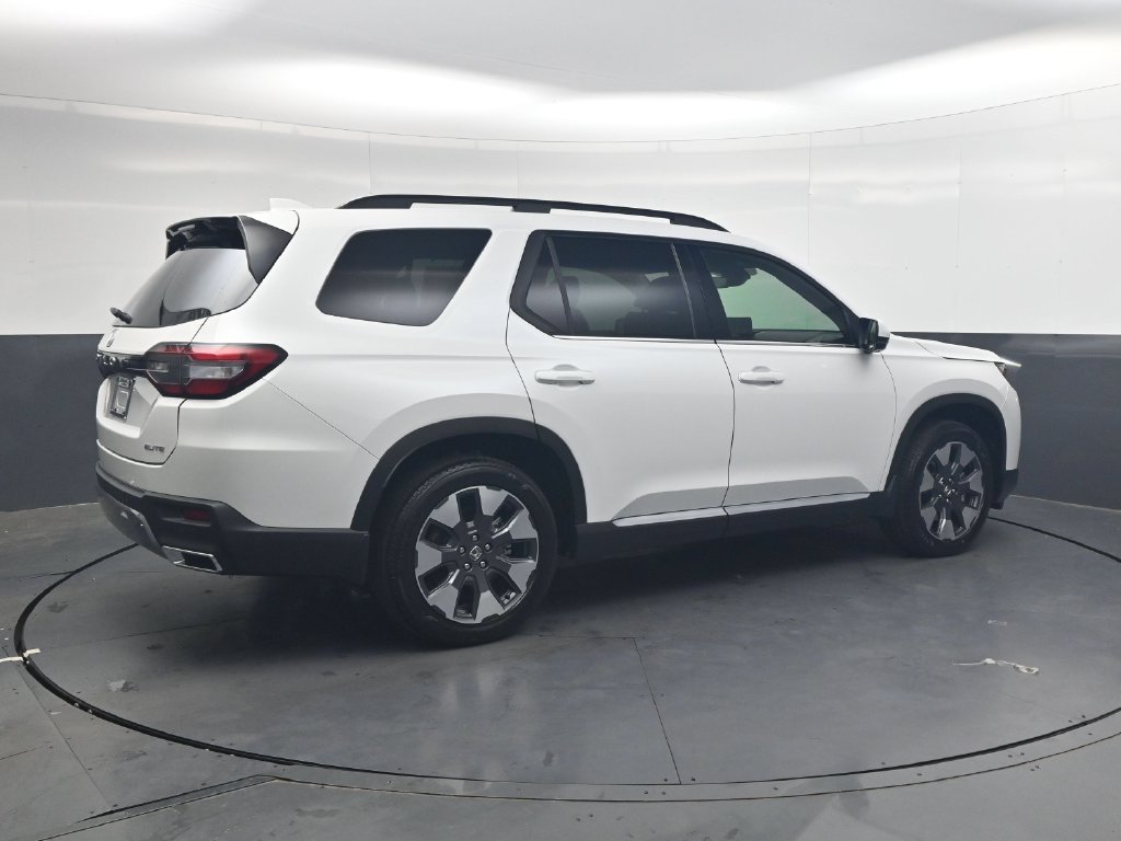 New 2026 Honda Pilot Elite image 4