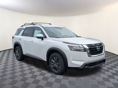 New 2025 Nissan Pathfinder SV
