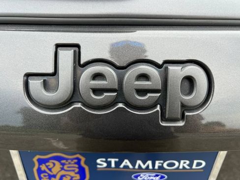 Used 2019 Jeep Compass Trailhawk AWD/4WD image 38