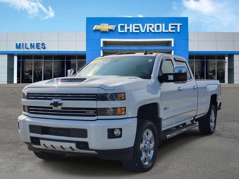 Used 2018 Chevrolet Silverado 2500 LTZ w/ Duramax Plus Package AWD/4WD image 2