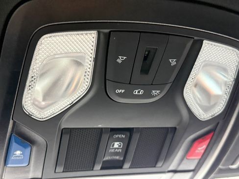 Used 2024 RAM 3500 Tradesman w/ Chrome Appearance Group image 31